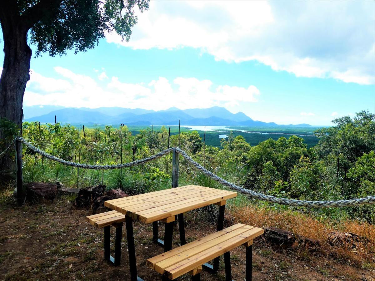 Апарт отель Vista Hinchinbrook Кардуэлл Экстерьер фото